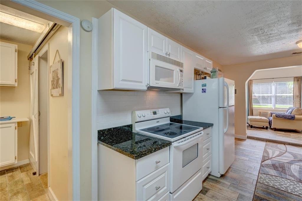 5241 ALPACA DR,WEEKI WACHEE,34607