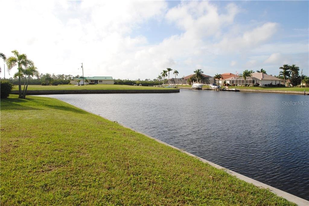 300  SEGOVIA DR ,PUNTA GORDA,33950