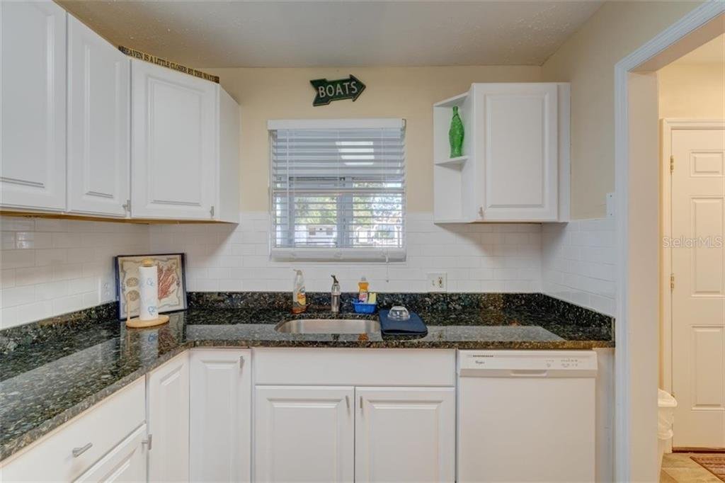5241 ALPACA DR,WEEKI WACHEE,34607