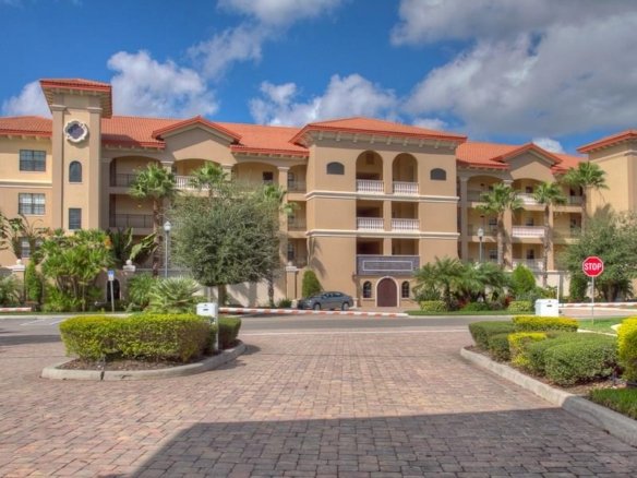 7710  LAKE VISTA CT  #205,LAKEWOOD RANCH,34202