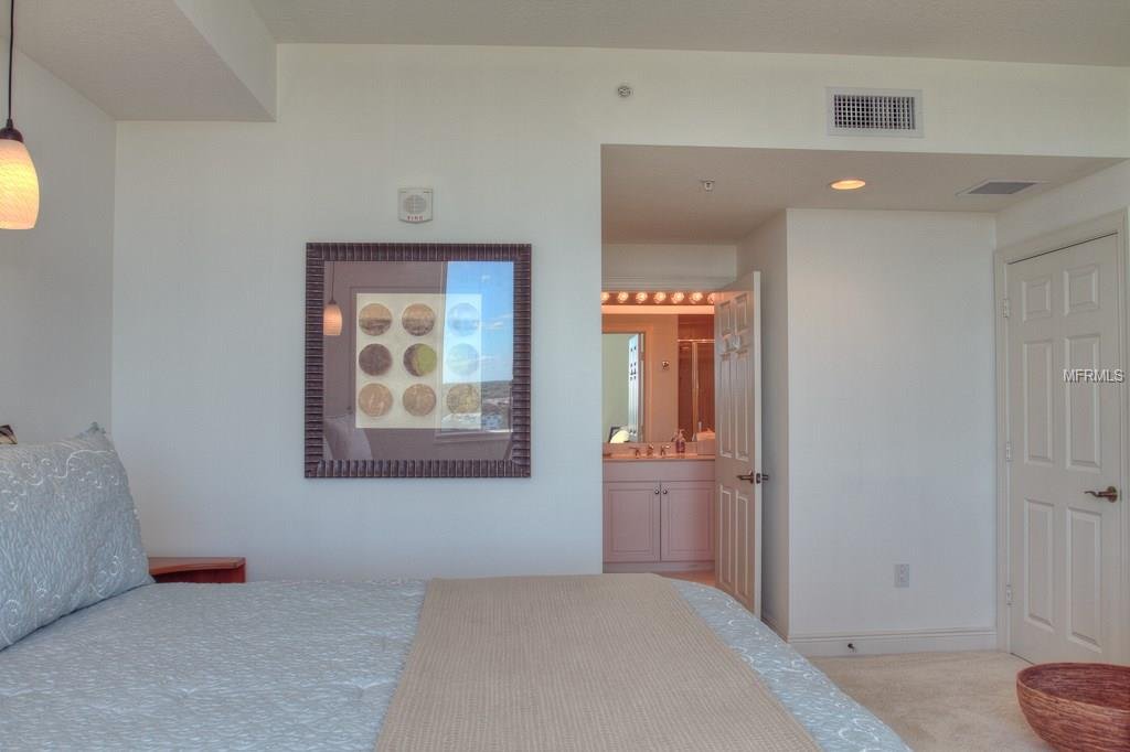 800 N TAMIAMI TRL  #1010,SARASOTA,34236