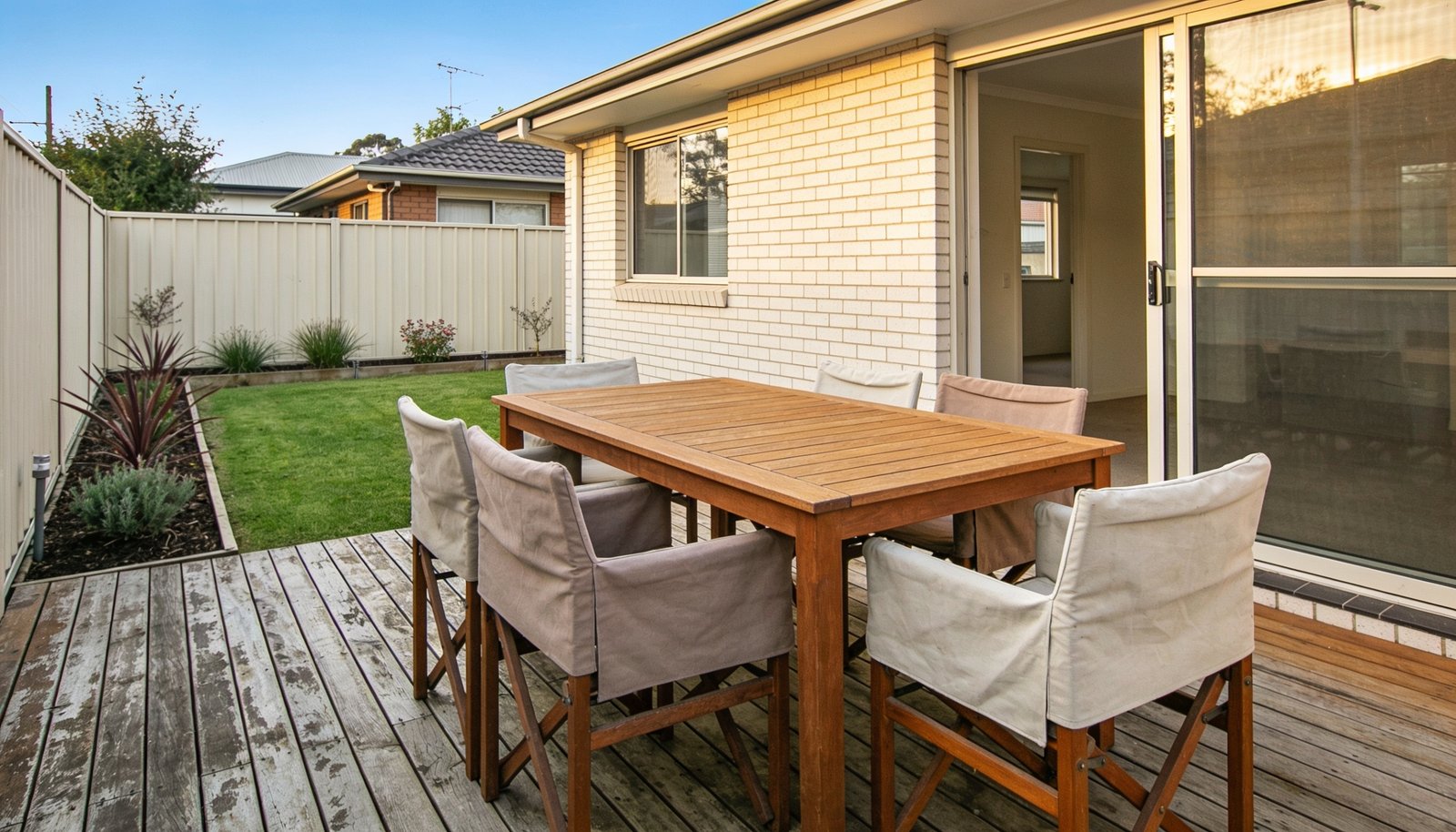 How to Build a DIY Rainwater Harvesting System for Your Backyard